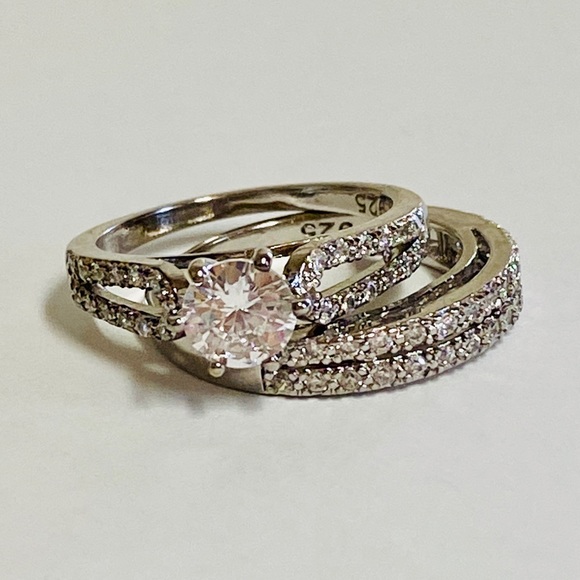 925 Sterling Silver CZ Two Piece Bridal Ring Set - Picture 6 of 10